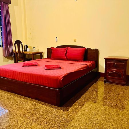 Savet Guesthouse Stoeng Treng Экстерьер фото